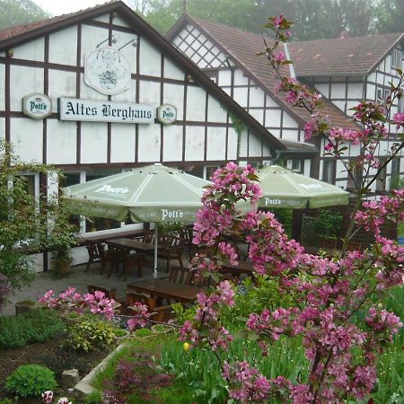 Altes Berghaus Hotel Бад Есен Екстериор снимка